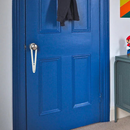 FlexLatch™ - soporte de puerta para gatos